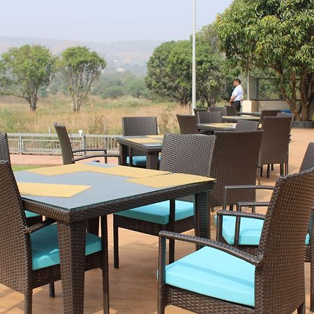 Mango Leaf Lake Resort Malkhed Εξωτερικό φωτογραφία