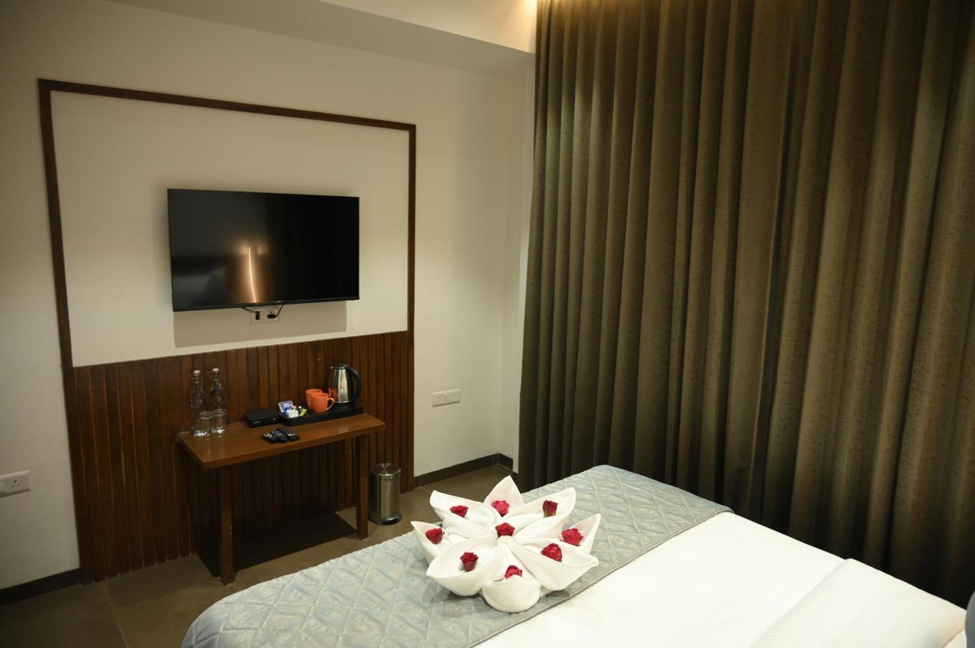 Mango Leaf Lake Resort Malkhed Εξωτερικό φωτογραφία
