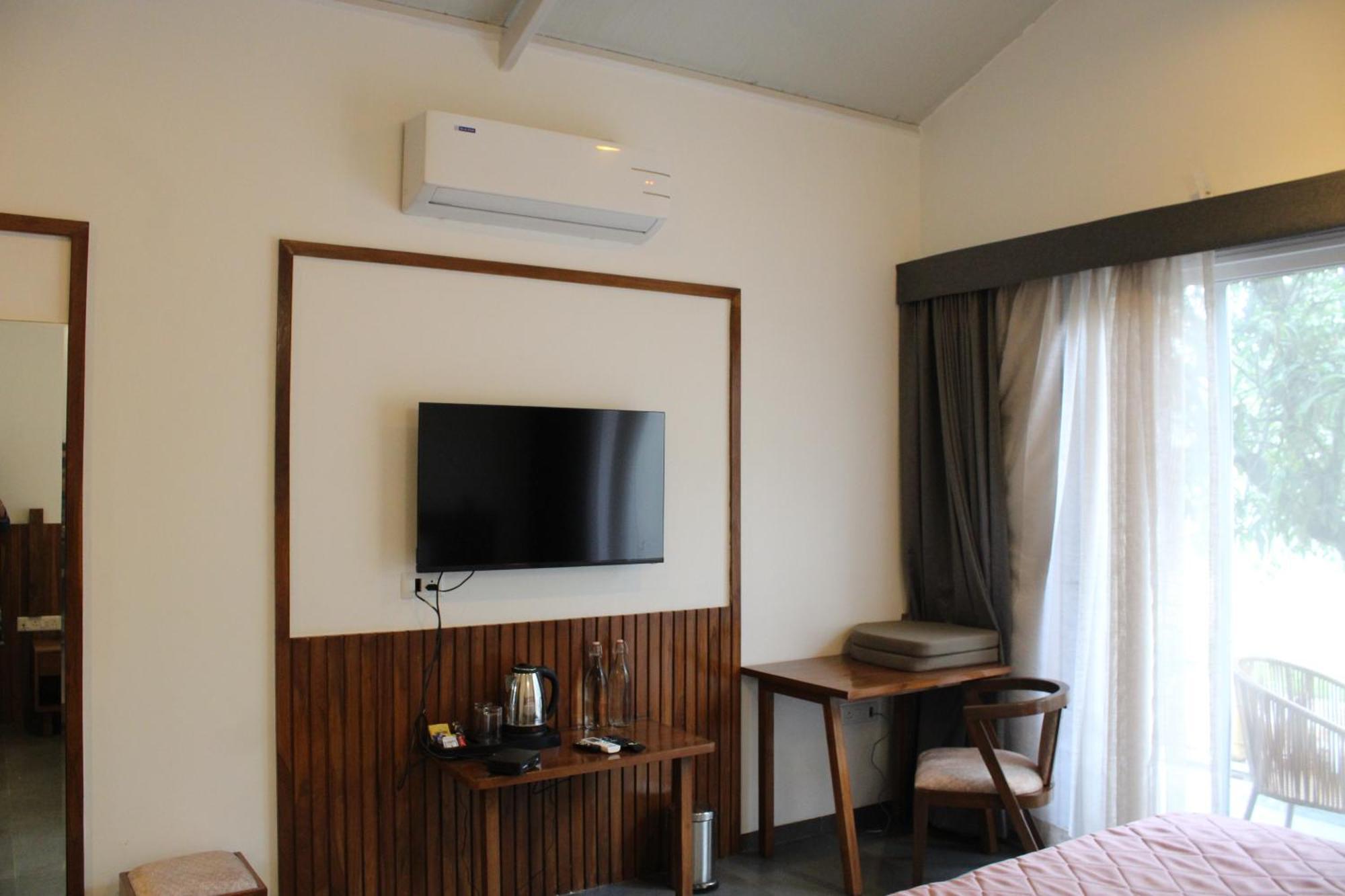 Mango Leaf Lake Resort Malkhed Εξωτερικό φωτογραφία
